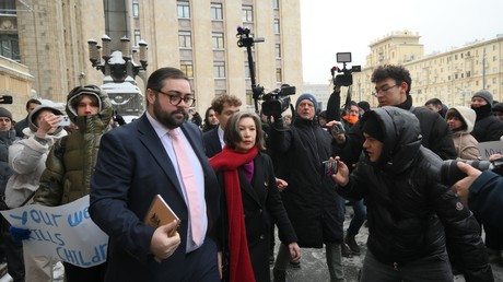 Moscou expulse un diplomate britannique pour espionnage et convoque la chargée d’affaires de Londres