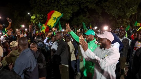 CAN 2025 : liesse encouragée à Dakar, débordements dans plusieurs villes d’Europe (VIDÉOS)