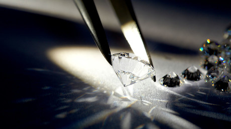 Botswana : l’accumulation de stocks de diamants risque de freiner durablement la croissance