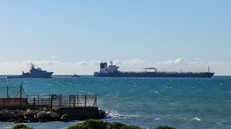 Arraisonnage du Grinch : le pétrolier va reprendre la mer, aurait expliqué Macron à Zelensky