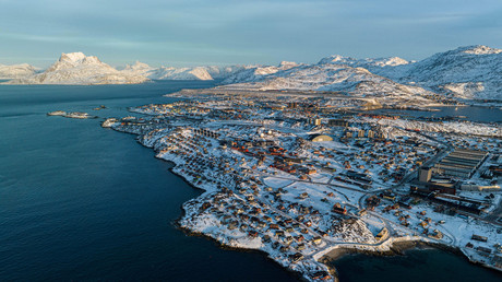 Face aux ambitions américaines, le Canada et la France établissent des consulats au Groenland