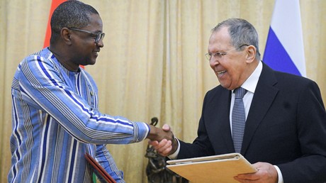 Russie-Burkina Faso : «Il est important d'établir une coopération plus étroite dans le domaine de l'information», souligne Lavrov