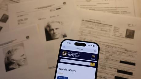 «J’ai découvert comme vous cette affaire» : Macron sur Fabrice Aidan cité dans les dossiers Epstein