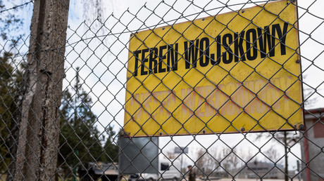 La Pologne interdit les voitures chinoises sur ses sites militaires pour des raisons de «sécurité»