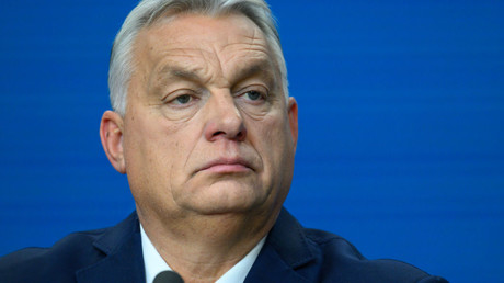 «Napoléon et Hitler avaient déjà tenté de le faire» : dénonçant les pressions sur Budapest, Orbán raille Kallas