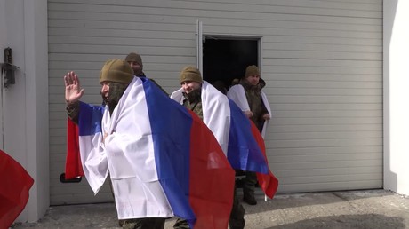 Moscou annonce le retour de 300 soldats russes dans le cadre d’un échange de prisonniers avec Kiev