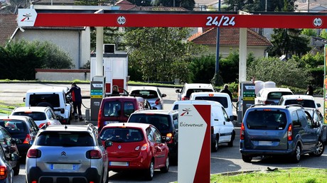 Guerre au Moyen-Orient : forte hausse des prix du carburant en France