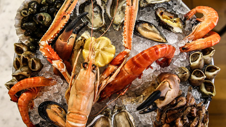 10 millions de dollars pour les homards et crabes, 15 millions pour les steaks : comment le Pentagone dépense sans compter pour éviter de perdre son budget