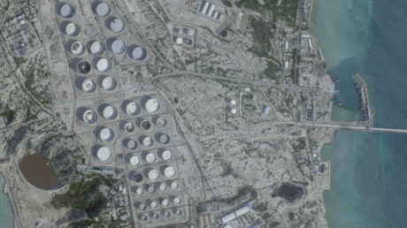 Trump étudie la prise de contrôle de l’île iranienne de Kharg, artère du pétrole de Téhéran