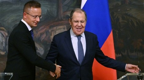 La Hongrie balaye les critiques de l'UE concernant ses contacts avec la Russie et la Chine