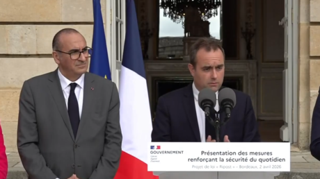 Face à la gronde de l’opinion, le gouvernement français envisage des aides au carburant