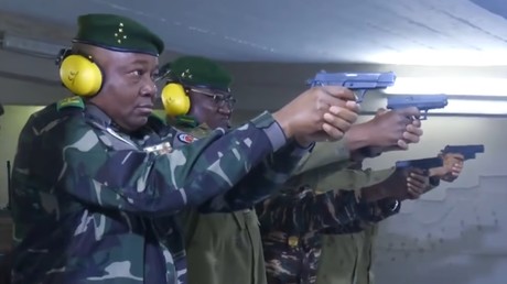 Niger : le président participe à un exercice de tir