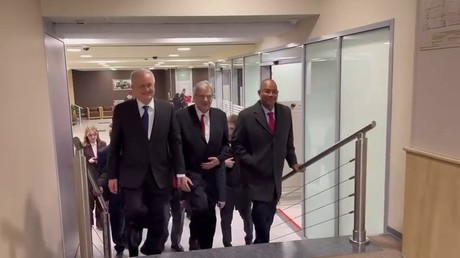 Le président des Seychelles effectue une visite de travail en Russie