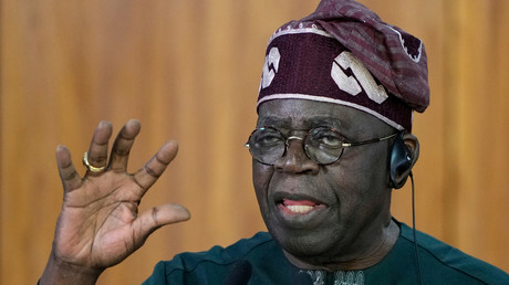 Nigeria : six inculpés, dont un général à la retraite, dans un projet de coup d’État visant Bola Tinubu