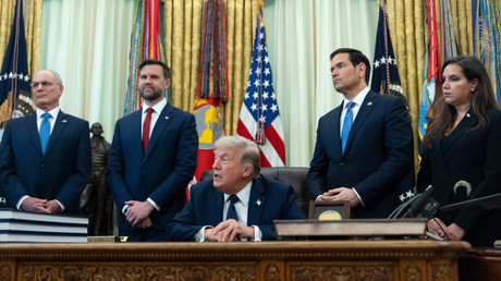 Donald Trump annonce la prolongation de la trêve entre Israël et le Liban