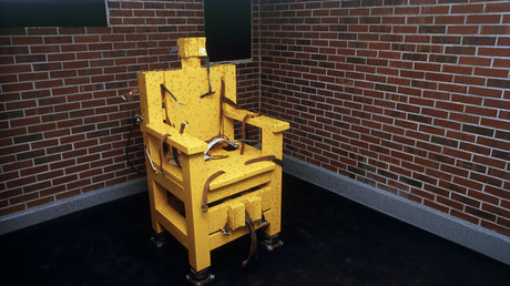 Les États-Unis réinstaurent les chambres à gaz, les chaises électriques et les pelotons d'exécution pour les peines capitales fédérales