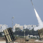 Israël aurait déployé le Dôme de fer aux Émirats arabes unis : première utilisation de ce système en dehors d’Israël et des États-Unis