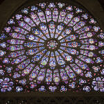Vitraux de Notre-Dame : nouveau recours contre l’installation polémique d’œuvres contemporaines