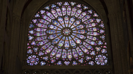 Vitraux de Notre-Dame : nouveau recours contre l’installation polémique d’œuvres contemporaines