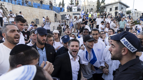 Israël s'attaque aux recettes fiscales des Palestiniens