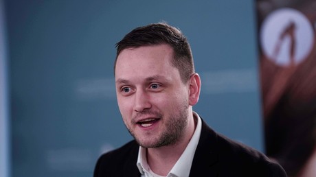 Groenland : Nuuk juge constructif l’échange avec l’émissaire américain, mais réaffirme que l’île n’est pas à vendre