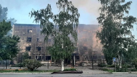 Peskov : l’attaque contre la résidence universitaire en République populaire de Lougansk est un «crime monstrueux»
