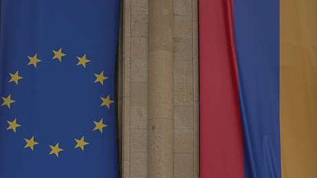 L'Arménie devrait organiser un référendum sur son adhésion à l'UE ou son maintien au sein de l'UEE, estiment les dirigeants des pays membres de l'UEE