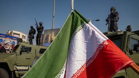 Les frappes israéliennes contre le Liban et le blocus américain donnent carte blanche à l'armée iranienne, affirme Ghalibaf