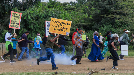 Kenya : gaz lacrymogènes et arrestations lors d'une manifestation contre un projet dans le parc national de Nairobi