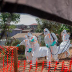 OMS : le nombre de cas confirmés atteint un record après un mois d’épidémie d’Ebola en RDC