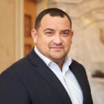 Ukraine : un député du parti de Zelensky arrêté dans une affaire de corruption et d’attribution de marchés publics