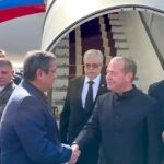 Téhéran : Dmitri Medvedev rend hommage à Ali Khamenei lors de la cérémonie d'adieu