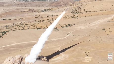 Les Houthis revendiquent des attaques contre des pétroliers saoudiens en mer Rouge (VIDÉO)