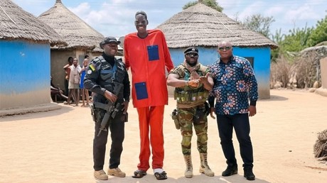 Sulemana Abdul Samed, l’homme le plus grand d’Afrique, meurt à 33 ans