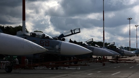 L’armée russe mène de nouvelles frappes massives contre des sites militaro-industriels en Ukraine
