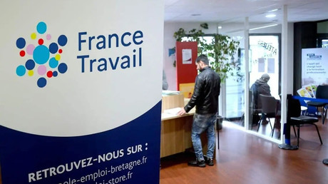 Économie française en berne : le chômage poursuit sa hausse pour le sixième trimestre consécutif